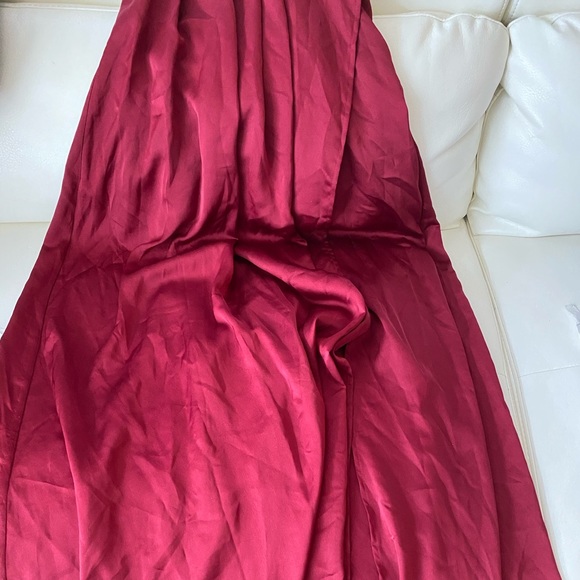 Sexy formal/ball gown or prom dress - Picture 2 of 5